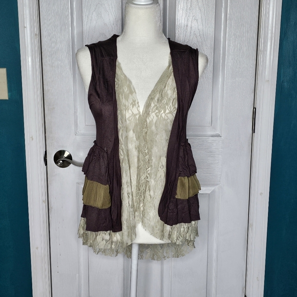 Buckle Brand Vest Brown Pink Lace Ruffles Medium - Picture 12 of 14